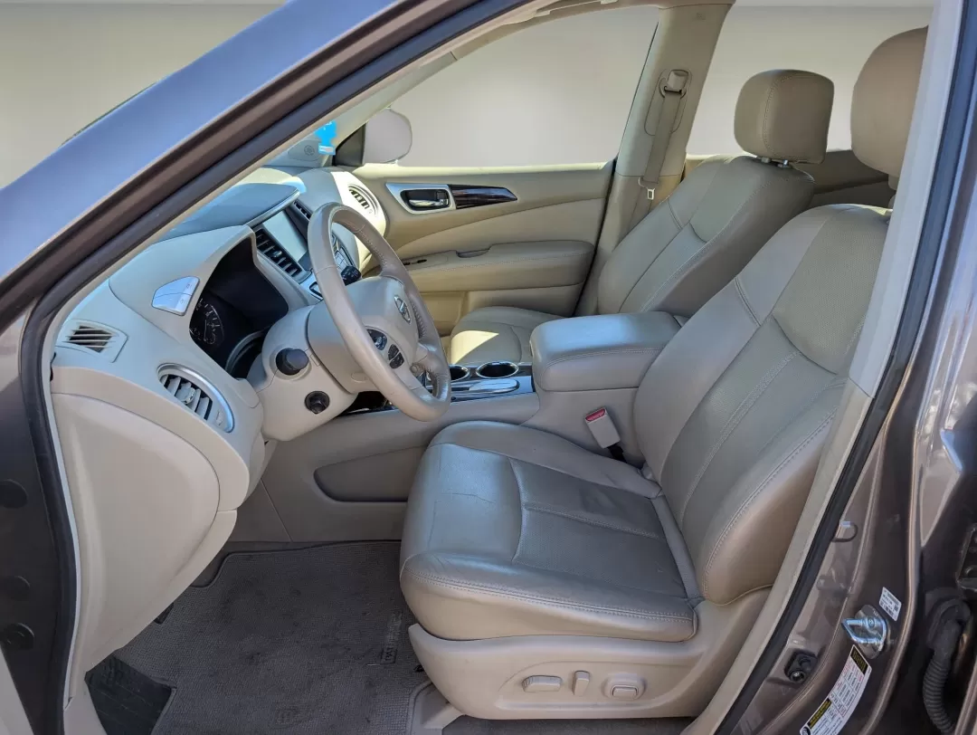 2013 /Almond Nissan Pathfinder Platinum (5N1AR2MN3DC) with an Other engine, located at 3959 U.S. 80 W, Phenix City, AL, 36870, (334) 297-4885, 32.469296, -85.135185 - Are you ready for your next family adventure or daily commute? Look no further than this **2013 Nissan Pathfinder Platinum**, perfectly equipped to enhance your lifestyle while providing safety and comfort. Whether you're navigating the bustling streets of Phenix City, AL, or setting out for a weeke - Photo#9