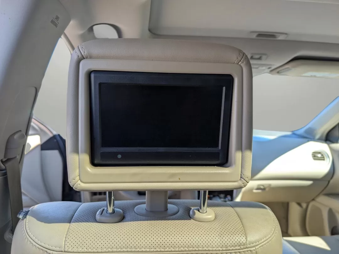 2013 /Almond Nissan Pathfinder Platinum (5N1AR2MN3DC) with an Other engine, located at 3959 U.S. 80 W, Phenix City, AL, 36870, (334) 297-4885, 32.469296, -85.135185 - Are you ready for your next family adventure or daily commute? Look no further than this **2013 Nissan Pathfinder Platinum**, perfectly equipped to enhance your lifestyle while providing safety and comfort. Whether you're navigating the bustling streets of Phenix City, AL, or setting out for a weeke - Photo#12