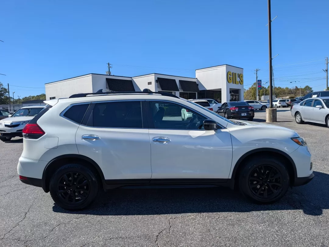 2017 /Charcoal Nissan Rogue SV (5N1AT2MT3HC) with an Other engine, located at 3959 U.S. 80 W, Phenix City, AL, 36870, (334) 297-4885, 32.469296, -85.135185 - 2017 Nissan Rogue SV - Photo#3