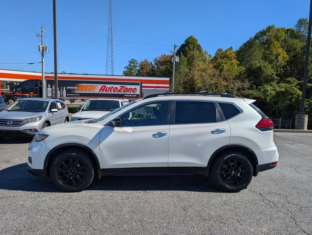 2017 /Charcoal Nissan Rogue SV (5N1AT2MT3HC) with an Other engine, located at 3959 U.S. 80 W, Phenix City, AL, 36870, (334) 297-4885, 32.469296, -85.135185 - 2017 Nissan Rogue SV - Photo#7