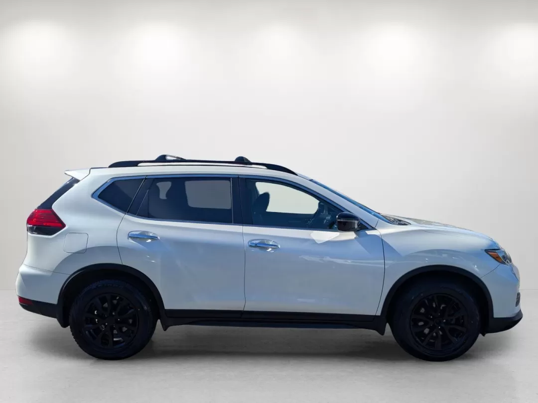 2017 /Charcoal Nissan Rogue SV (5N1AT2MT3HC) with an Other engine, located at 7000 Northlake Connector, Columbus, GA, 31904, (706) 987-8085, 32.524975, -84.978134 - **Experience Adventure with the 2017 Nissan Rogue SV at Gils Auto in Phenix City, AL!**<br /> <br /> Looking for the perfect SUV to elevate your family adventures or daily commutes? The 2017 Nissan Rogue SV is designed to meet your lifestyle needs, whether you're navigating city streets or exploring - Photo#3