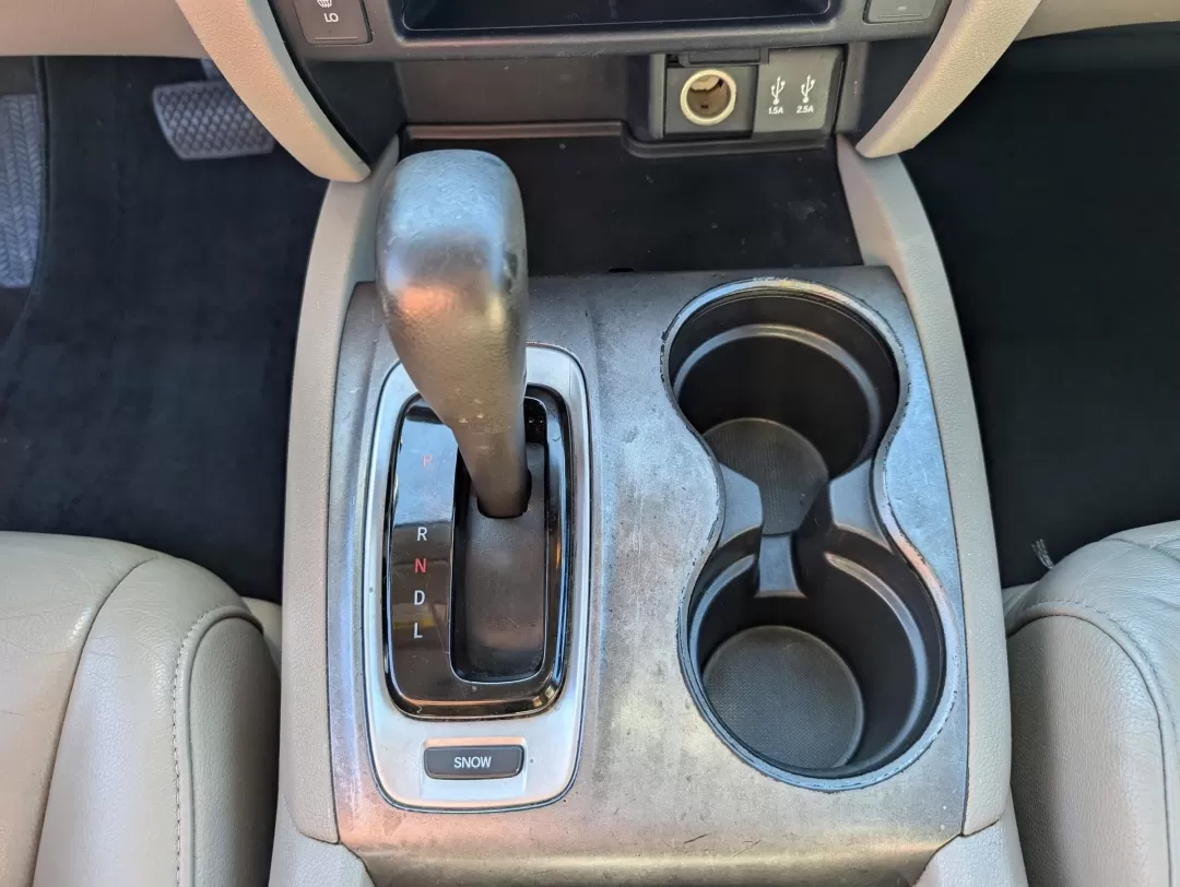 2016 Honda Pilot EX-L (5FNYF5H58GB) with an Other engine, located at 7000 Northlake Connector, Columbus, GA, 31904, (706) 987-8085, 32.524975, -84.978134 - **Elevate Your Adventures with the 2016 Honda Pilot EX-L - Perfect for Family Life and Beyond!**<br /> <br /> If you're searching for a versatile and dependable SUV that seamlessly fits into your family's lifestyle or enhances your weekend getaways, look no further than the 2016 Honda Pilot EX-L. At - Photo#13