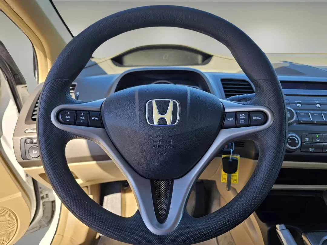 2006 Honda Civic Cpe EX (2HGFG12826H) with an Other engine, located at 521 Old Farm Lane Rd, Prattville, AL, 36066, (334) 325-1505, 32.482460, -86.416367 - Unlock the freedom of the open road and elevate your everyday adventures with this remarkable 2006 Honda Civic Coupe, now available at Gils Auto in Prattville, AL. This stylish and efficient vehicle is perfect for budget-conscious buyers who crave reliability and a dash of sportiness in their daily - Photo#12