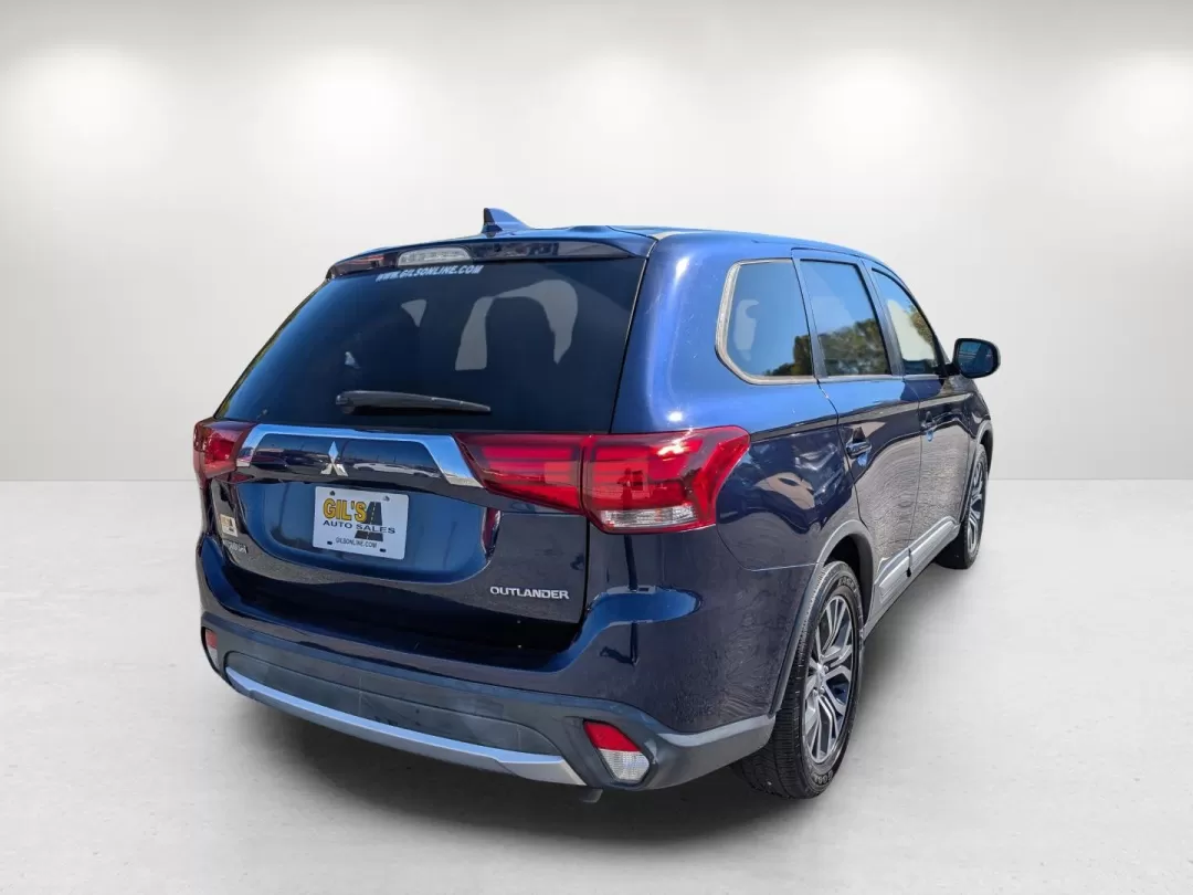 2018 Mitsubishi Outlander ES (JA4AD2A33JZ) with an Other engine, located at 1430 Gateway Drive, Opelika, AL, 36801, (334) 239-0944, 32.637871, -85.409790 - Are you ready for your next adventure? Look no further than this striking 2018 Mitsubishi Outlander ES, perfect for families on the go, weekend warriors, or anyone seeking a versatile and reliable SUV. With its spacious interior and advanced tech features, the Outlander is designed to enhance your l - Photo#4