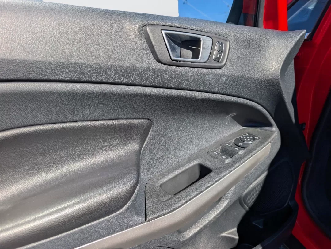 2020 Ford EcoSport Titanium (MAJ6S3KL5LC) with an Other engine, located at 804 22nd Ave, Phenix City, AL, 36870, (334) 297-1860, 32.484749, -85.024475 - **Adventure Awaits: 2020 Ford EcoSport Titanium - Perfect for Your Next Journey!**<br /> <br /> Are you ready to elevate your lifestyle with a vehicle that combines style, versatility, and performance? Look no further than this stunning **2020 Ford EcoSport Titanium**! Whether you're navigating the - Photo#8