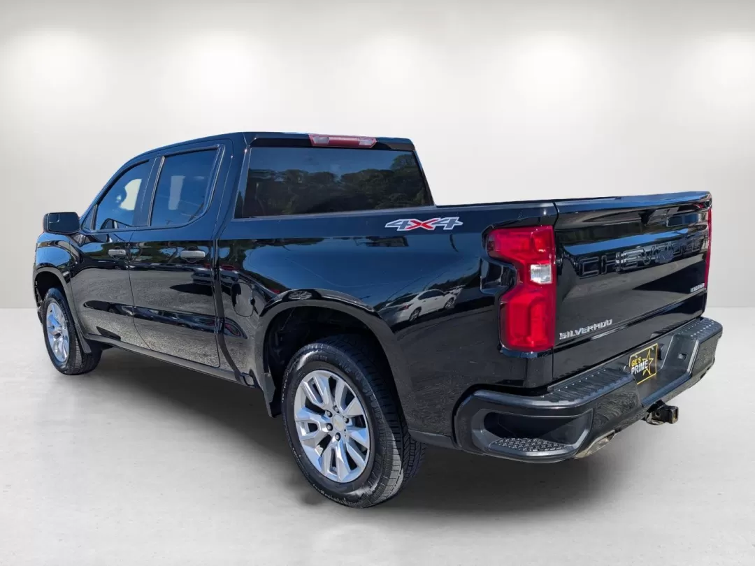 2021 /Jet Black Chevrolet Silverado 1500 Custom (1GCUYBEFXMZ) with an Other engine, located at 7000 Northlake Connector, Columbus, GA, 31904, (706) 987-8085, 32.524975, -84.978134 - Unleash your adventurous spirit with the 2021 Chevrolet Silverado 1500, an ideal companion whether you're navigating the daily grind or embarking on weekend getaways. Offering a perfect blend of rugged capability and modern technology, this pickup truck ensures comfort and performance, making it a t - Photo#6