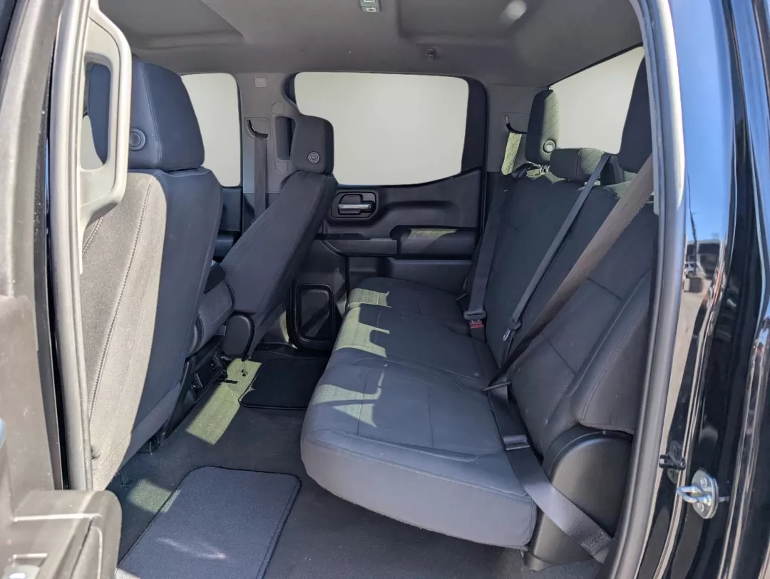 2021 /Jet Black Chevrolet Silverado 1500 Custom (1GCUYBEFXMZ) with an Other engine, located at 7000 Northlake Connector, Columbus, GA, 31904, (706) 987-8085, 32.524975, -84.978134 - Unleash your adventurous spirit with the 2021 Chevrolet Silverado 1500, an ideal companion whether you're navigating the daily grind or embarking on weekend getaways. Offering a perfect blend of rugged capability and modern technology, this pickup truck ensures comfort and performance, making it a t - Photo#10