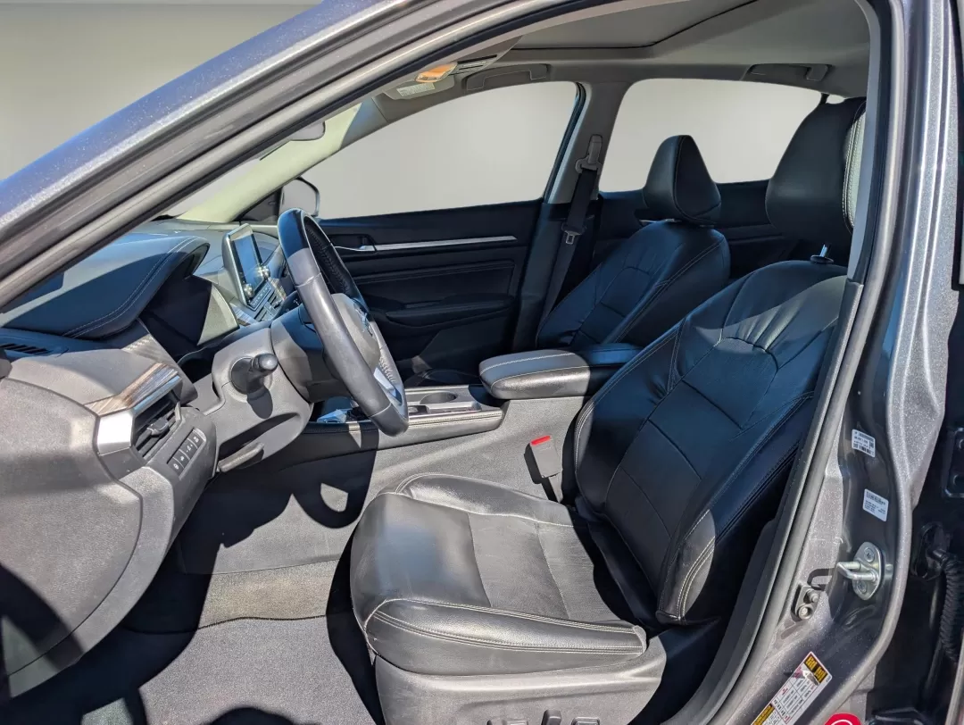 2019 /Charcoal Nissan Altima 2.5 SL (1N4BL4EV3KC) with an Other engine, located at 3959 U.S. 80 W, Phenix City, AL, 36870, (334) 297-4885, 32.469296, -85.135185 - 2019 Nissan Altima 2.5 SL - Photo#9