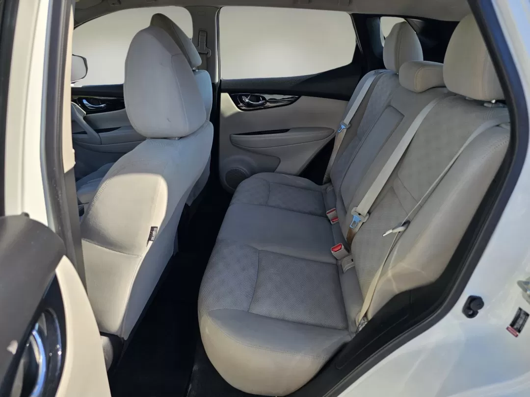 2019 /Light Gray Nissan Rogue SV (JN1BJ1CP6KW) with an Other engine, located at 521 Old Farm Lane Rd, Prattville, AL, 36066, (334) 325-1505, 32.482460, -86.416367 - Explore new horizons and elevate your daily adventures with the 2019 Nissan Rogue SV, a perfect blend of comfort, safety, and style, available now at Gils Auto in Prattville, Alabama. Whether you're commuting to work, running errands around the bustling downtown Prattville, or taking the family on a - Photo#15