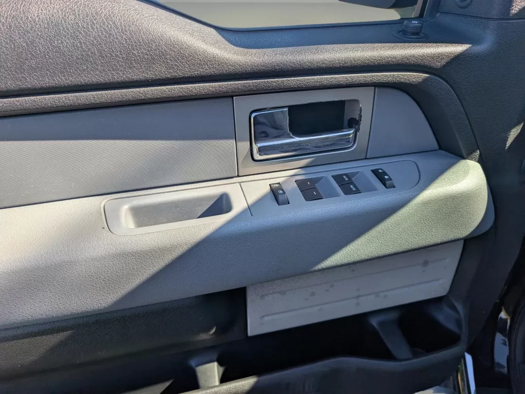 2011 Ford F-150 XLT (1FTFW1ET7BF) with an Other engine, located at 3959 U.S. 80 W, Phenix City, AL, 36870, (334) 297-4885, 32.469296, -85.135185 - ### Conquer the Open Road with the 2011 Ford F-150: Your Ultimate Adventure Awaits!<br /> <br /> Are you ready to elevate your weekend getaways or tackle your daily commute with a blend of rugged capability and comfort? Look no further than this impressive 2011 Ford F-150, a Crew Cab Pickup designed - Photo#8