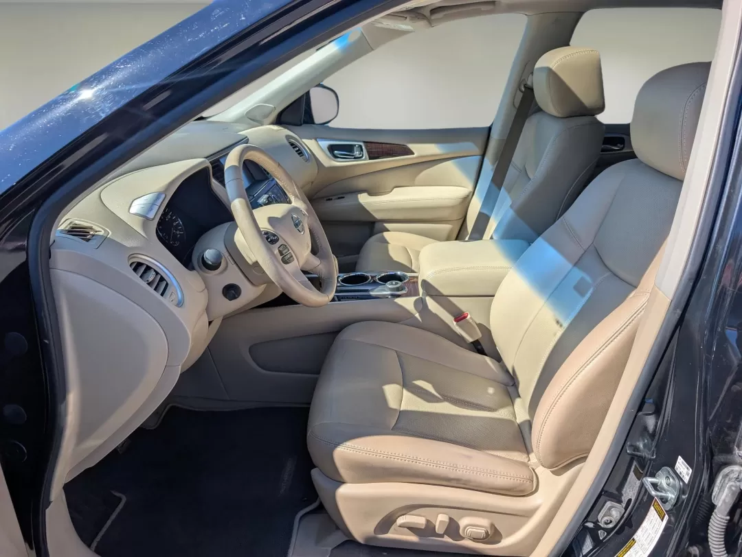 2014 /Almond Nissan Pathfinder Platinum (5N1AR2MM1EC) with an Other engine, located at 3959 U.S. 80 W, Phenix City, AL, 36870, (334) 297-4885, 32.469296, -85.135185 - 2014 Nissan Pathfinder Platinum - Photo#9