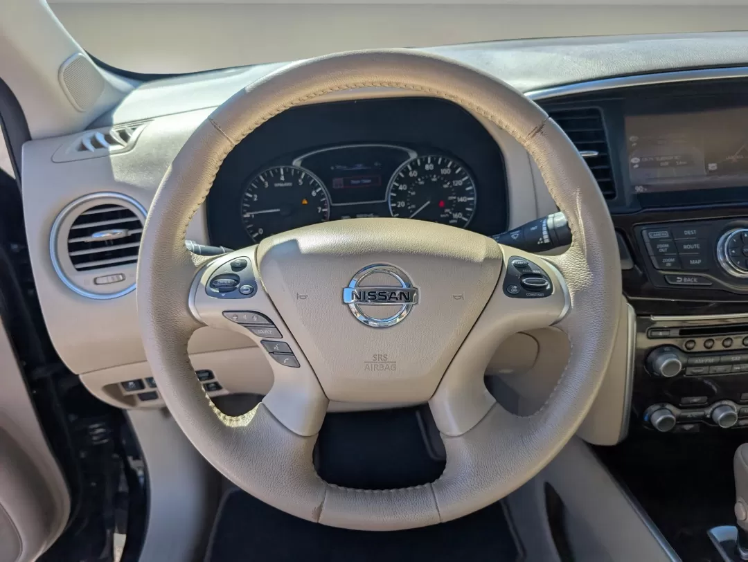 2014 /Almond Nissan Pathfinder Platinum (5N1AR2MM1EC) with an Other engine, located at 3959 U.S. 80 W, Phenix City, AL, 36870, (334) 297-4885, 32.469296, -85.135185 - 2014 Nissan Pathfinder Platinum - Photo#17