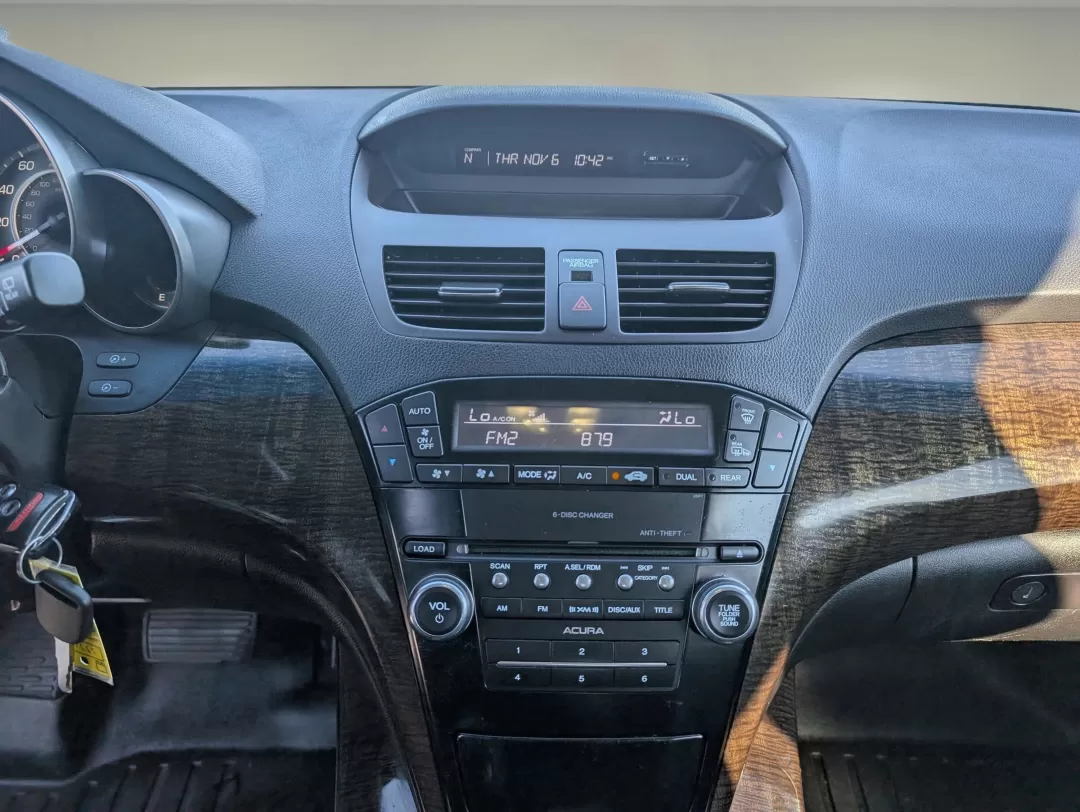 2013 Acura MDX (2HNYD2H23DH) with an Other engine, located at 3959 U.S. 80 W, Phenix City, AL, 36870, (334) 297-4885, 32.469296, -85.135185 - **Experience Unmatched Versatility with the 2013 Acura MDX at Gils Auto in Phenix City, AL!**<br /> <br /> Are you ready to elevate your driving experience? Whether you're tackling daily commutes, managing a busy family's schedule, or seeking weekend adventures, the 2013 Acura MDX is the perfect SUV - Photo#14