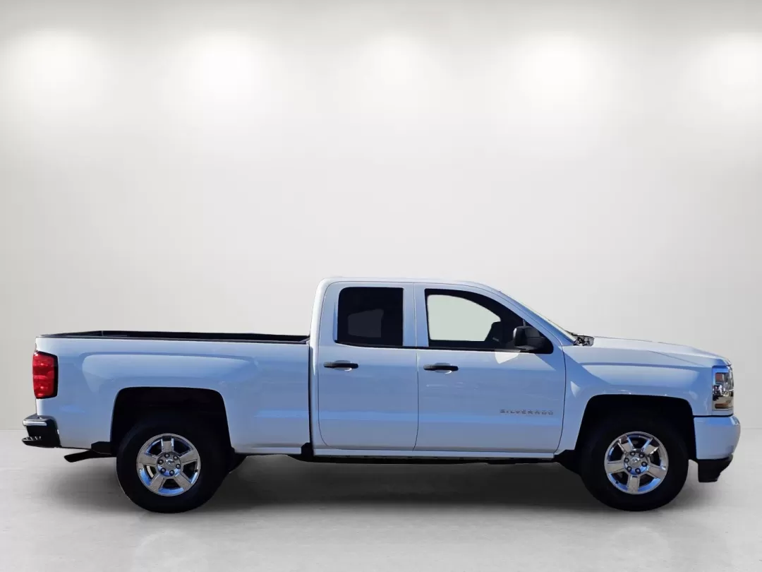 2018 /Dark Ash with Jet Black Interior Accents Chevrolet Silverado 1500 Work Truck (1GCRCNEH5JZ) with an Other engine, located at 521 Old Farm Lane Rd, Prattville, AL, 36066, (334) 325-1505, 32.482460, -86.416367 - ### Discover the Perfect Workhorse: 2018 Chevrolet Silverado 1500 at Gils Auto - Prattville<br /> <br /> Are you a contractor, a weekend adventurer, or a busy parent who needs a reliable vehicle to juggle multiple tasks? Look no further! The 2018 Chevrolet Silverado 1500, available now at Gils Auto - Photo#4