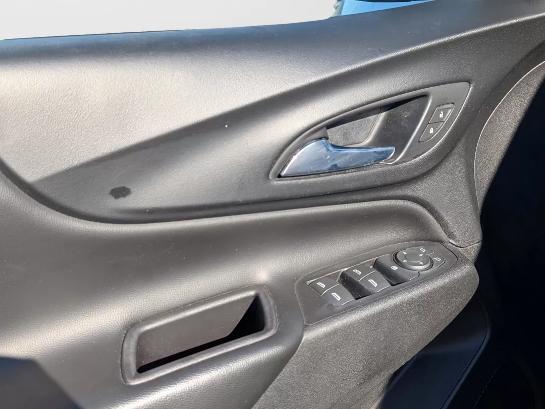 2018 /Jet Black Chevrolet Equinox LT (2GNAXJEV9J6) with an Other engine, located at 804 22nd Ave, Phenix City, AL, 36870, (334) 297-1860, 32.484749, -85.024475 - 2018 Chevrolet Equinox LT - Photo#8