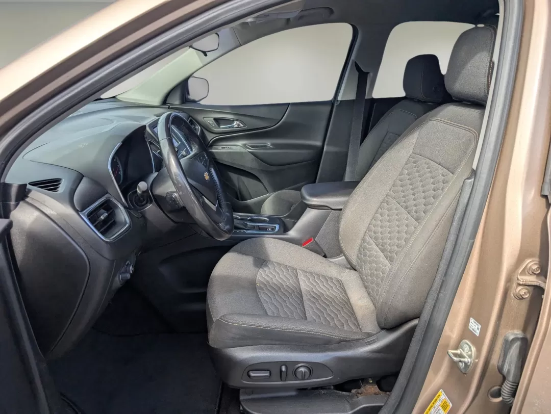 2018 /Jet Black Chevrolet Equinox LT (2GNAXTEX2J6) with an Other engine, located at 3959 U.S. 80 W, Phenix City, AL, 36870, (334) 297-4885, 32.469296, -85.135185 - **Discover Your Next Adventure with the 2018 Chevrolet Equinox LT!**<br /> <br /> Are you ready to elevate your driving experience? The 2018 Chevrolet Equinox LT is not just a vehicle; it's a lifestyle companion designed for your daily commutes, weekend getaways, and everything in between. With its - Photo#8