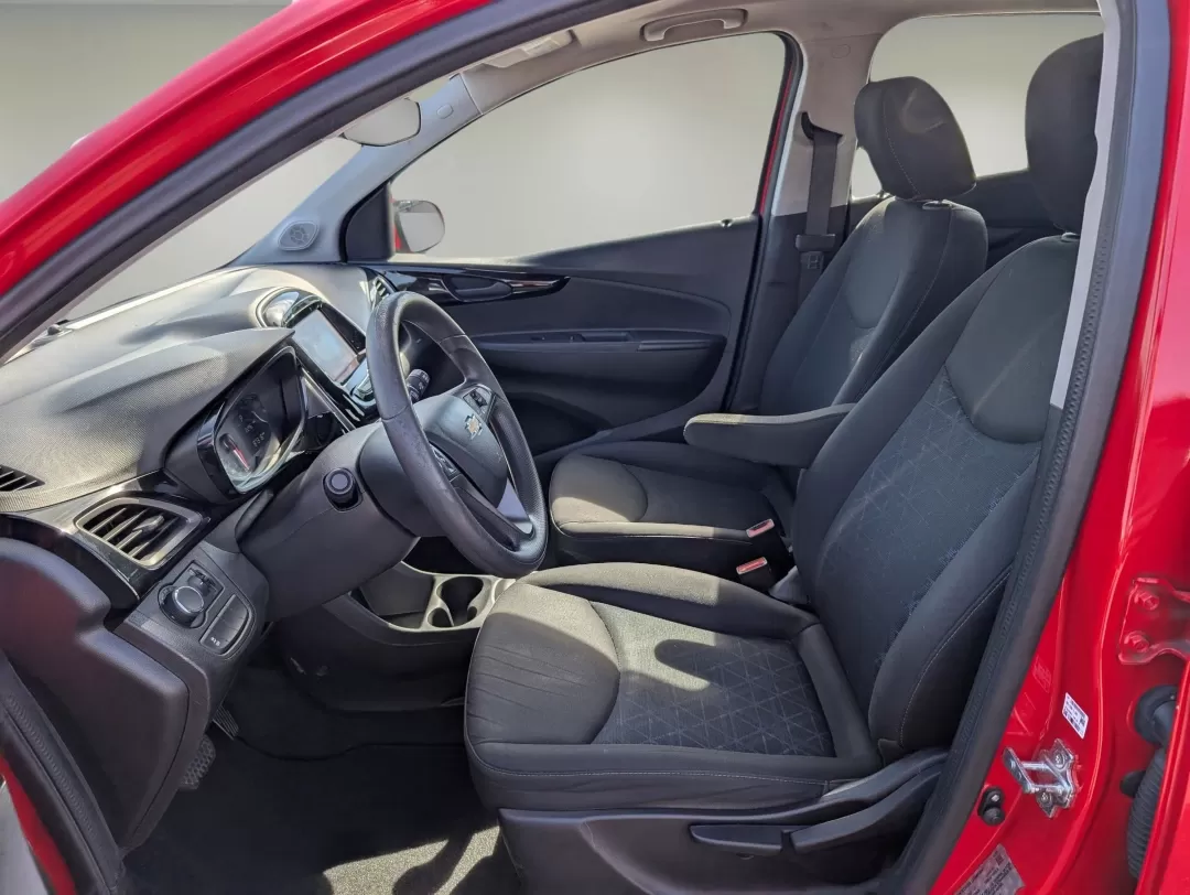 2021 /Jet Black/Dark Anderson Silver Metallic Chevrolet Spark 1LT (KL8CD6SA1MC) with an Other engine, located at 3959 U.S. 80 W, Phenix City, AL, 36870, (334) 297-4885, 32.469296, -85.135185 - Are you ready to rev up your daily commute or tackle weekend adventures without breaking the bank? Meet the 2021 Chevrolet Spark 1LT, a compact and capable hatchback that's perfect for budget-conscious buyers and growing families alike. At Gils Auto in Phenix City, AL, we specialize in helping you s - Photo#9