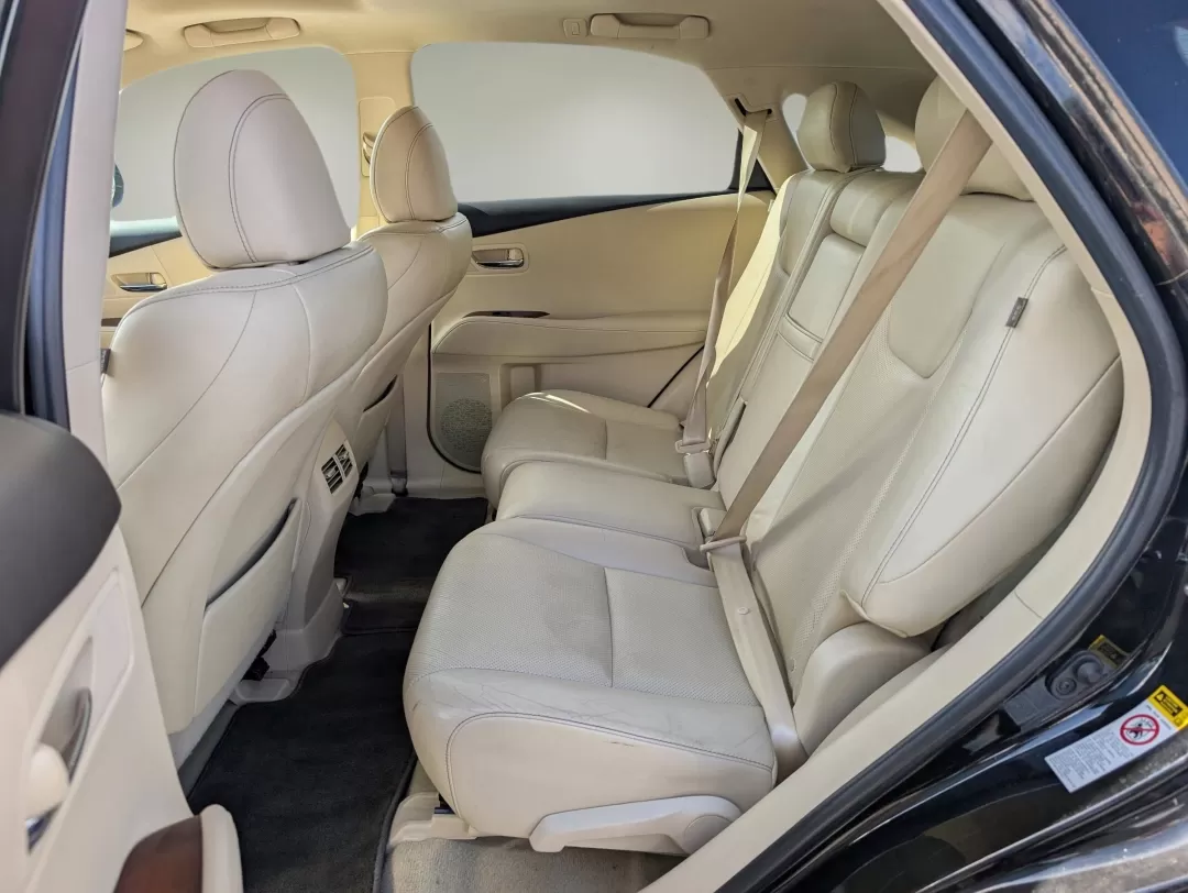 2015 Lexus RX 350 (2T2ZK1BA7FC) with an Other engine, located at 804 22nd Ave, Phenix City, AL, 36870, (334) 297-1860, 32.484749, -85.024475 - Are you ready to elevate your driving experience while navigating the beautiful landscapes of Phenix City, AL? Whether you're commuting to work, running errands, or taking weekend road trips, the 2015 Lexus RX 350 is an elegant, reliable, and spacious SUV that caters to a variety of lifestyles. This - Photo#10