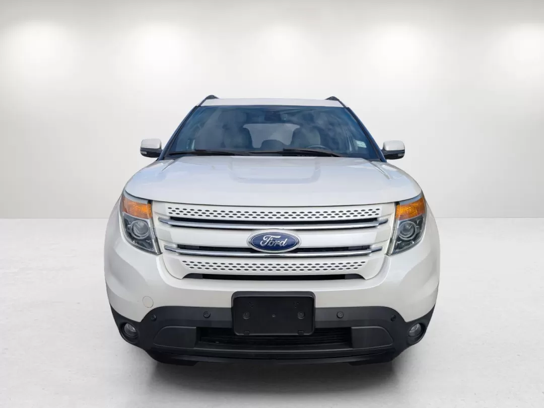 2013 Ford Explorer Limited (1FM5K7F8XDG) with an Other engine, located at 1430 Gateway Drive, Opelika, AL, 36801, (334) 239-0944, 32.637871, -85.409790 - **Discover Your Next Adventure with the 2013 Ford Explorer Limited at Gils Auto**<br /> <br /> Are you ready to elevate your family adventures or tackle your daily commute with confidence? Look no further than this stunning 2013 Ford Explorer Limited, perfectly equipped for those who seek both comfo - Photo#1
