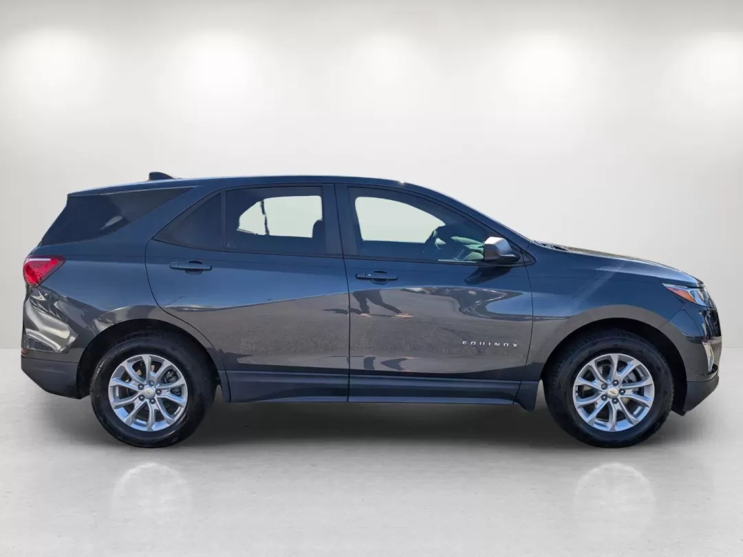 2021 /Medium Ash Gray Chevrolet Equinox LS (2GNAXHEV8M6) with an Other engine, located at 3959 U.S. 80 W, Phenix City, AL, 36870, (334) 297-4885, 32.469296, -85.135185 - 2021 Chevrolet Equinox LS - Photo#3