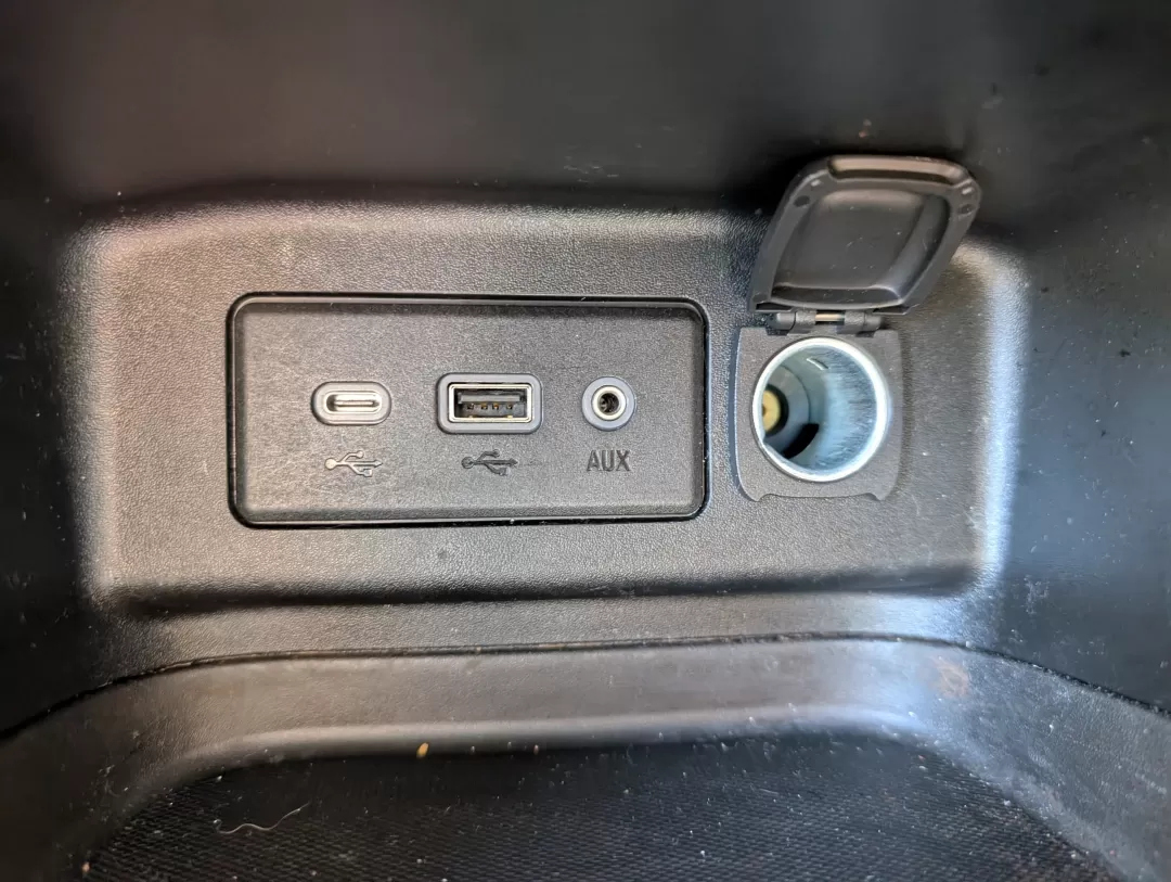 2021 /Medium Ash Gray Chevrolet Equinox LS (2GNAXHEV8M6) with an Other engine, located at 3959 U.S. 80 W, Phenix City, AL, 36870, (334) 297-4885, 32.469296, -85.135185 - 2021 Chevrolet Equinox LS - Photo#14