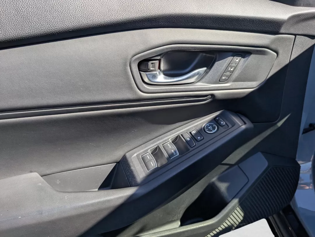 2024 Honda Accord Hybrid EX-L (1HGCY2F6XRA) with an Other engine, located at 3959 U.S. 80 W, Phenix City, AL, 36870, (334) 297-4885, 32.469296, -85.135185 - Looking for a vehicle that can seamlessly fit into your active lifestyle? The 2024 Honda Accord Hybrid EX-L is the perfect companion for both your daily commutes and weekend adventures. Whether you're a growing family heading to the park in nearby Phenix City or a budget-conscious buyer seeking a re - Photo#9