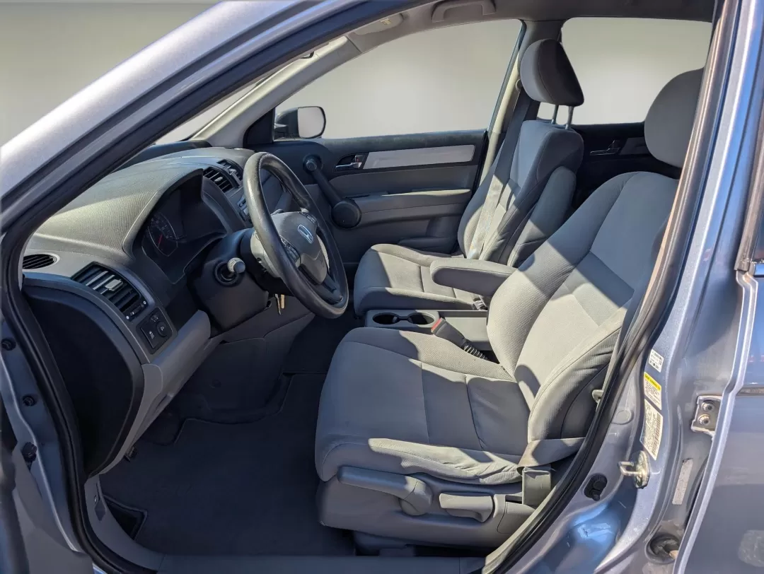 2011 Honda CR-V SE (5J6RE4H48BL) with an Other engine, located at 3959 U.S. 80 W, Phenix City, AL, 36870, (334) 297-4885, 32.469296, -85.135185 - **Experience the Freedom of Adventure with the 2011 Honda CR-V SE Perfect for Your Active Lifestyle!**<br /> <br /> Are you ready to elevate your weekends and daily adventures? The 2011 Honda CR-V SE is the ultimate SUV designed for those who crave reliability, style, and versatility. Whether you'r - Photo#8