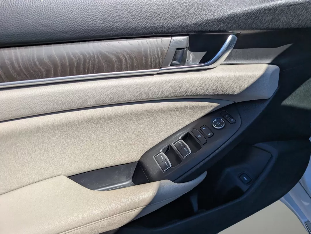 2020 Honda Accord Hybrid EX (1HGCV3F4XLA) with an Other engine, located at 5115 14th Ave., Columbus, GA, 31904, (706) 323-0345, 32.511494, -84.971046 - 2020 Honda Accord Hybrid EX - Photo#8