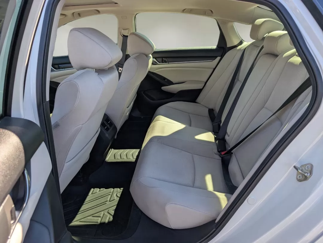 2020 Honda Accord Hybrid EX (1HGCV3F4XLA) with an Other engine, located at 5115 14th Ave., Columbus, GA, 31904, (706) 323-0345, 32.511494, -84.971046 - 2020 Honda Accord Hybrid EX - Photo#10