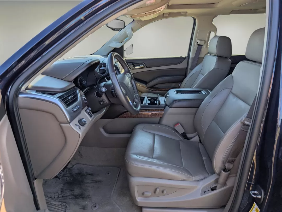 2017 /Cocoa/Dune Chevrolet Tahoe Premier (1GNSCCKC7HR) with an Other engine, located at 3959 U.S. 80 W, Phenix City, AL, 36870, (334) 297-4885, 32.469296, -85.135185 - Are you in the market for a versatile and spacious SUV that can keep up with your active lifestyle? Look no further than this stunning 2017 Chevrolet Tahoe Premier, available now at Gils Auto in Phenix City, AL. Perfect for growing families, adventurers, or anyone who needs a reliable vehicle for lo - Photo#10