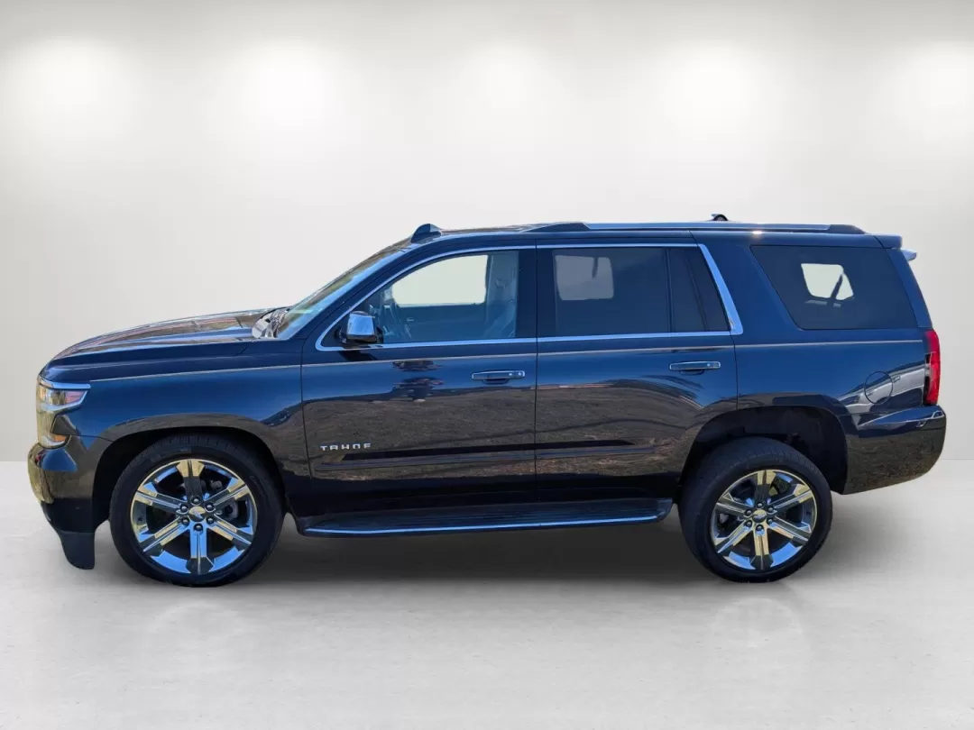 2017 /Cocoa/Dune Chevrolet Tahoe Premier (1GNSCCKC7HR) with an Other engine, located at 7000 Northlake Connector, Columbus, GA, 31904, (706) 987-8085, 32.524975, -84.978134 - 2017 Chevrolet Tahoe Premier - Photo#7