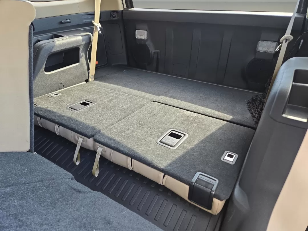 2018 Toyota 4Runner Limited (JTEZU5JR9J5) with an Other engine, located at 521 Old Farm Lane Rd, Prattville, AL, 36066, (334) 325-1505, 32.482460, -86.416367 - **Adventure Awaits: Explore the 2018 Toyota 4Runner at Gils Auto in Prattville!**<br /> <br /> Are you ready for your next adventure? Whether you're hitting the road with friends, making weekend getaways, or simply needing a reliable SUV for your daily commute, the 2018 Toyota 4Runner is the perfect - Photo#17