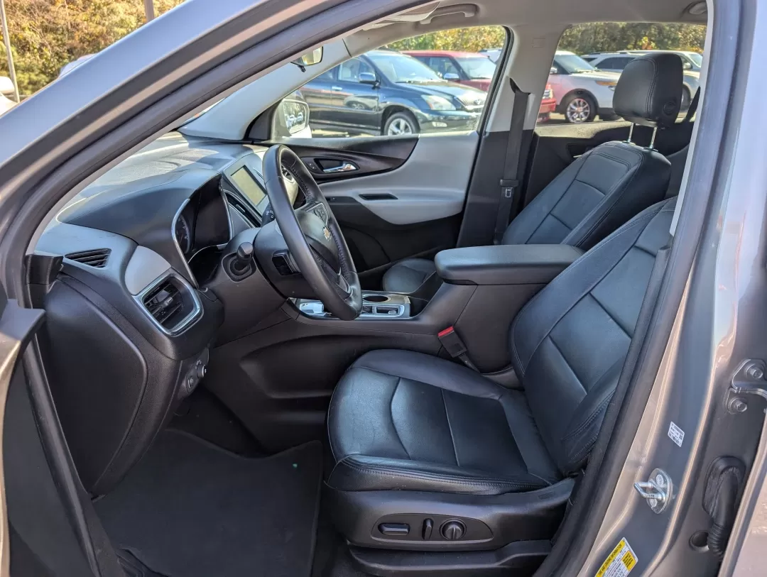 2018 /Medium Ash Gray Chevrolet Equinox LT (3GNAXJEV8JS) with an Other engine, located at 3959 U.S. 80 W, Phenix City, AL, 36870, (334) 297-4885, 32.469296, -85.135185 - 2018 Chevrolet Equinox LT - Photo#9