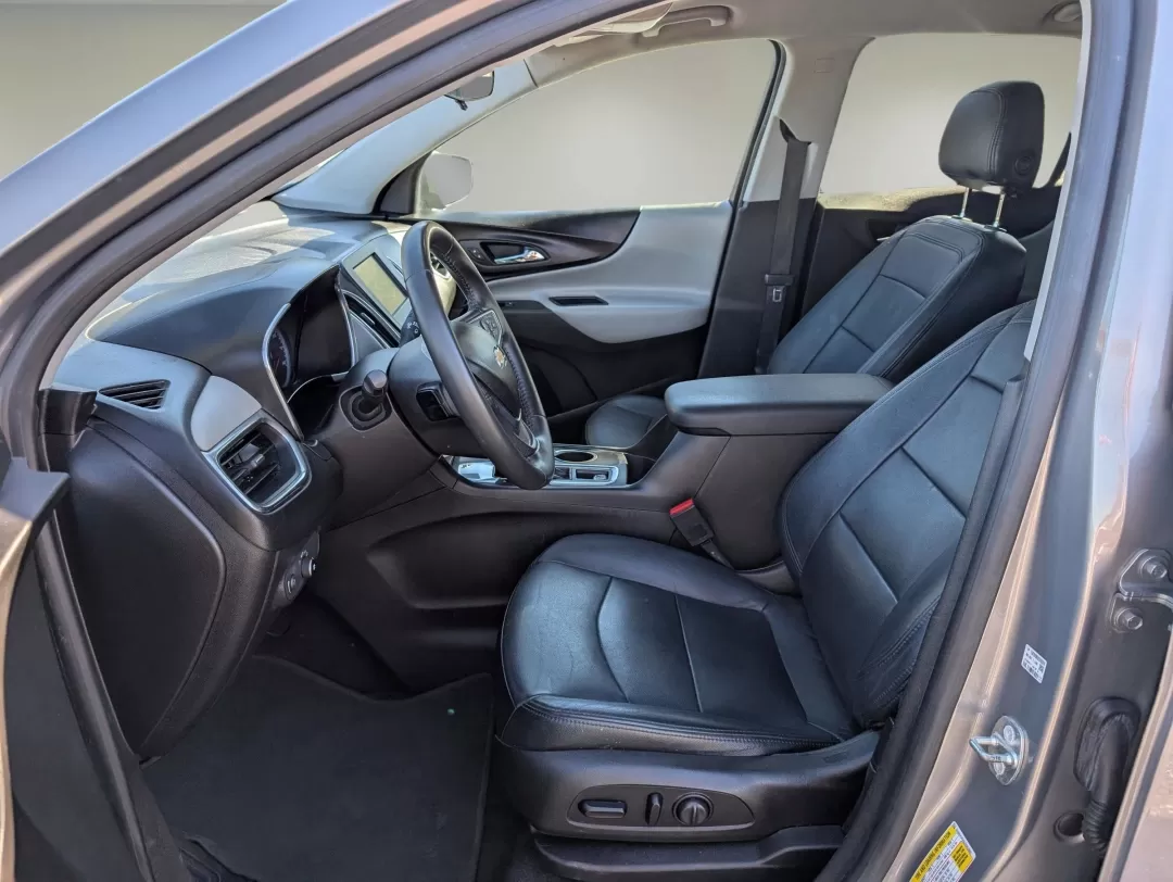 2018 /Medium Ash Gray Chevrolet Equinox LT (3GNAXJEV8JS) with an Other engine, located at 3959 U.S. 80 W, Phenix City, AL, 36870, (334) 297-4885, 32.469296, -85.135185 - **Adventure Awaits with This 2018 Chevrolet Equinox LT! Perfect for Families and Weekend Explorers!**<br /> <br /> Are you looking for a versatile and reliable SUV that perfectly balances comfort, technology, and performance? Look no further! This 2018 Chevrolet Equinox LT is the ideal vehicle for f - Photo#10