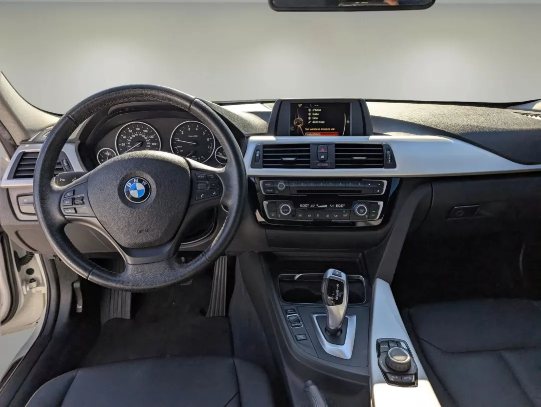 2017 BMW 3 Series 320i (WBA8E1G38HN) with an Other engine, located at 3959 U.S. 80 W, Phenix City, AL, 36870, (334) 297-4885, 32.469296, -85.135185 - 2017 BMW 3 Series 320i - Photo#11