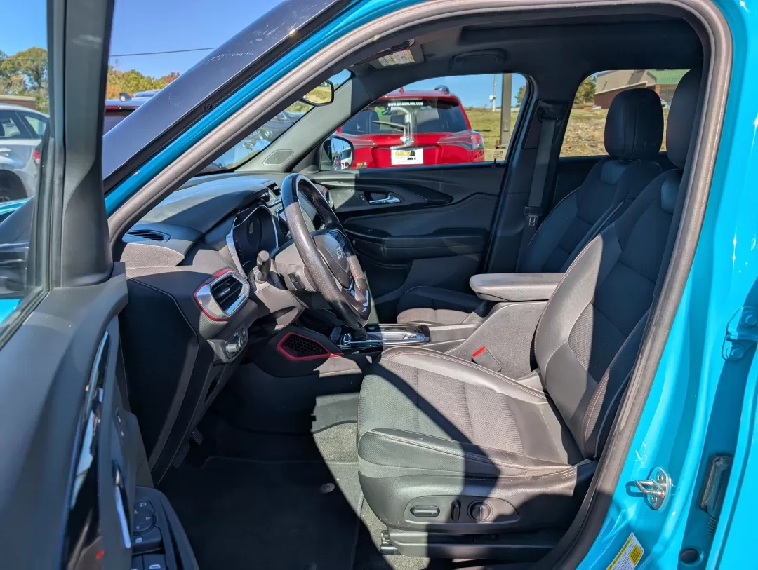 2021 /Jet Black with Red accents Chevrolet Trailblazer RS (KL79MTSL5MB) with an Other engine, located at 3959 U.S. 80 W, Phenix City, AL, 36870, (334) 297-4885, 32.469296, -85.135185 - 2021 Chevrolet Trailblazer RS - Photo#9