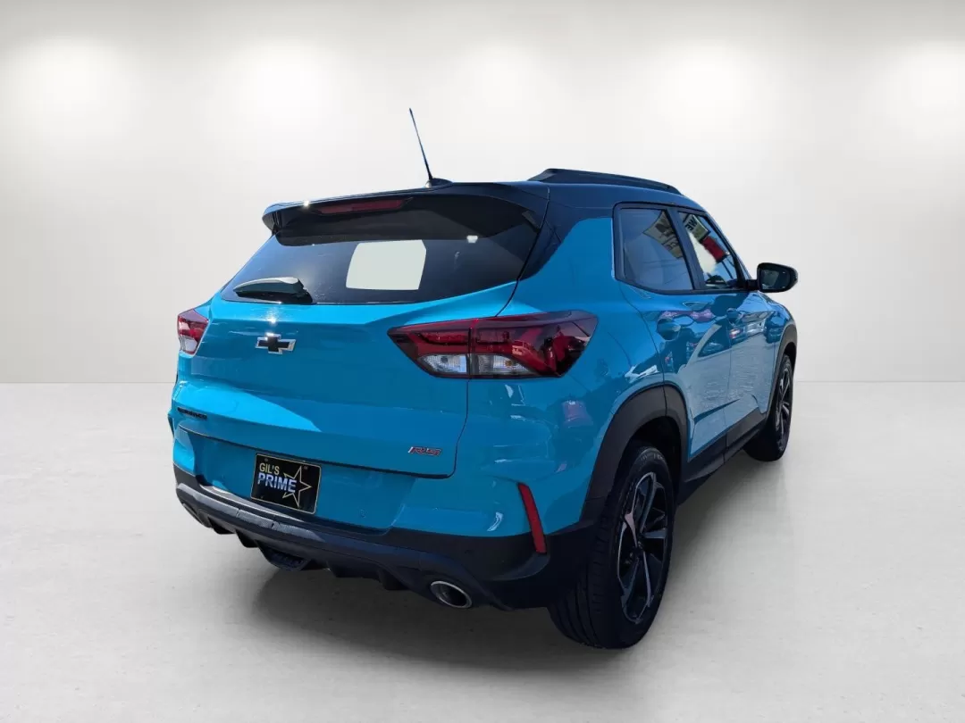 2021 /Jet Black with Red accents Chevrolet Trailblazer RS (KL79MTSL5MB) with an Other engine, located at 1430 Gateway Drive, Opelika, AL, 36801, (334) 239-0944, 32.637871, -85.409790 - **Explore Your Next Adventure with the 2021 Chevrolet Trailblazer RS at Gils Auto Phenix City!**<br /> <br /> Are you ready to elevate your family's road trips or daily commute? The 2021 Chevrolet Trailblazer RS is the perfect blend of versatility, style, and technology, making it an ideal companio - Photo#4