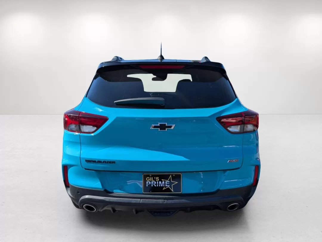 2021 /Jet Black with Red accents Chevrolet Trailblazer RS (KL79MTSL5MB) with an Other engine, located at 1430 Gateway Drive, Opelika, AL, 36801, (334) 239-0944, 32.637871, -85.409790 - **Explore Your Next Adventure with the 2021 Chevrolet Trailblazer RS at Gils Auto Phenix City!**<br /> <br /> Are you ready to elevate your family's road trips or daily commute? The 2021 Chevrolet Trailblazer RS is the perfect blend of versatility, style, and technology, making it an ideal companio - Photo#5