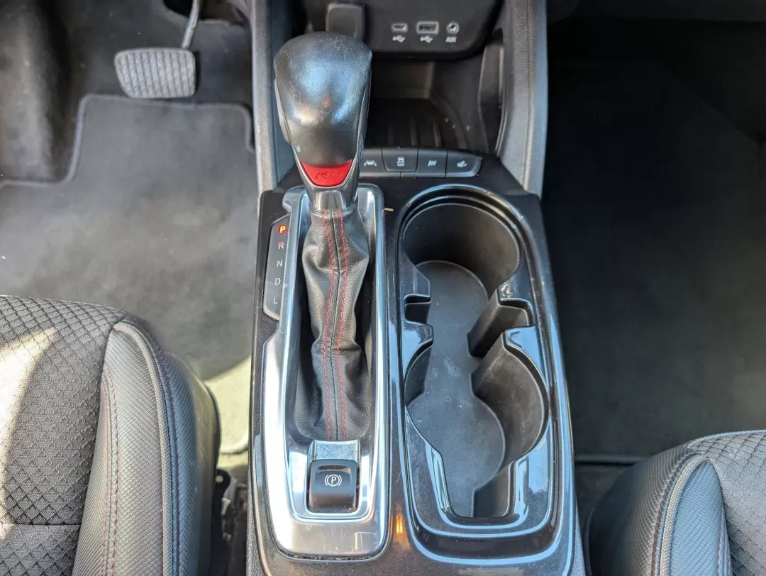 2021 /Jet Black with Red accents Chevrolet Trailblazer RS (KL79MTSL5MB) with an Other engine, located at 1430 Gateway Drive, Opelika, AL, 36801, (334) 239-0944, 32.637871, -85.409790 - **Explore Your Next Adventure with the 2021 Chevrolet Trailblazer RS at Gils Auto Phenix City!**<br /> <br /> Are you ready to elevate your family's road trips or daily commute? The 2021 Chevrolet Trailblazer RS is the perfect blend of versatility, style, and technology, making it an ideal companio - Photo#12