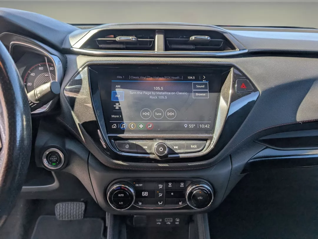 2021 /Jet Black with Red accents Chevrolet Trailblazer RS (KL79MTSL5MB) with an Other engine, located at 1430 Gateway Drive, Opelika, AL, 36801, (334) 239-0944, 32.637871, -85.409790 - **Explore Your Next Adventure with the 2021 Chevrolet Trailblazer RS at Gils Auto Phenix City!**<br /> <br /> Are you ready to elevate your family's road trips or daily commute? The 2021 Chevrolet Trailblazer RS is the perfect blend of versatility, style, and technology, making it an ideal companio - Photo#13