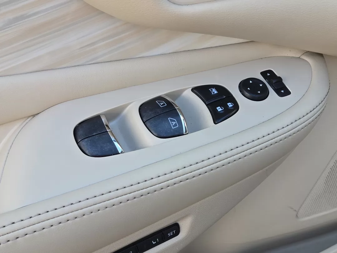 2017 /Cashmere Nissan Murano Platinum (5N1AZ2MH5HN) with an Other engine, located at 804 22nd Ave, Phenix City, AL, 36870, (334) 297-1860, 32.484749, -85.024475 - Are you ready to elevate your driving experience and embark on unforgettable family adventures? Look no further than this stunning 2017 Nissan Murano Platinum, available now at Gils Auto in Prattville, AL. This versatile SUV is perfect for growing families, weekend road warriors, or anyone looking f - Photo#10