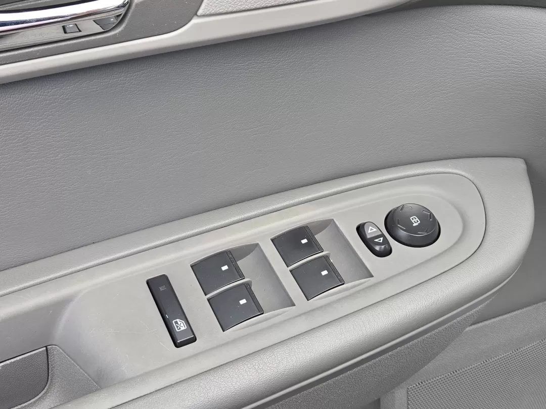 2017 /Dark Titanium/Light Titanium Chevrolet Traverse LS (1GNKRFED6HJ) with an Other engine, located at 521 Old Farm Lane Rd, Prattville, AL, 36066, (334) 325-1505, 32.482460, -86.416367 - **Explore the Open Road with the 2017 Chevrolet Traverse LS Perfect for Family Adventures!**<br /> <br /> If you're in search of a reliable and spacious SUV that fits your family's lifestyle, look no further than the 2017 Chevrolet Traverse LS available at Gils Auto in Prattville, AL. With its gene - Photo#11