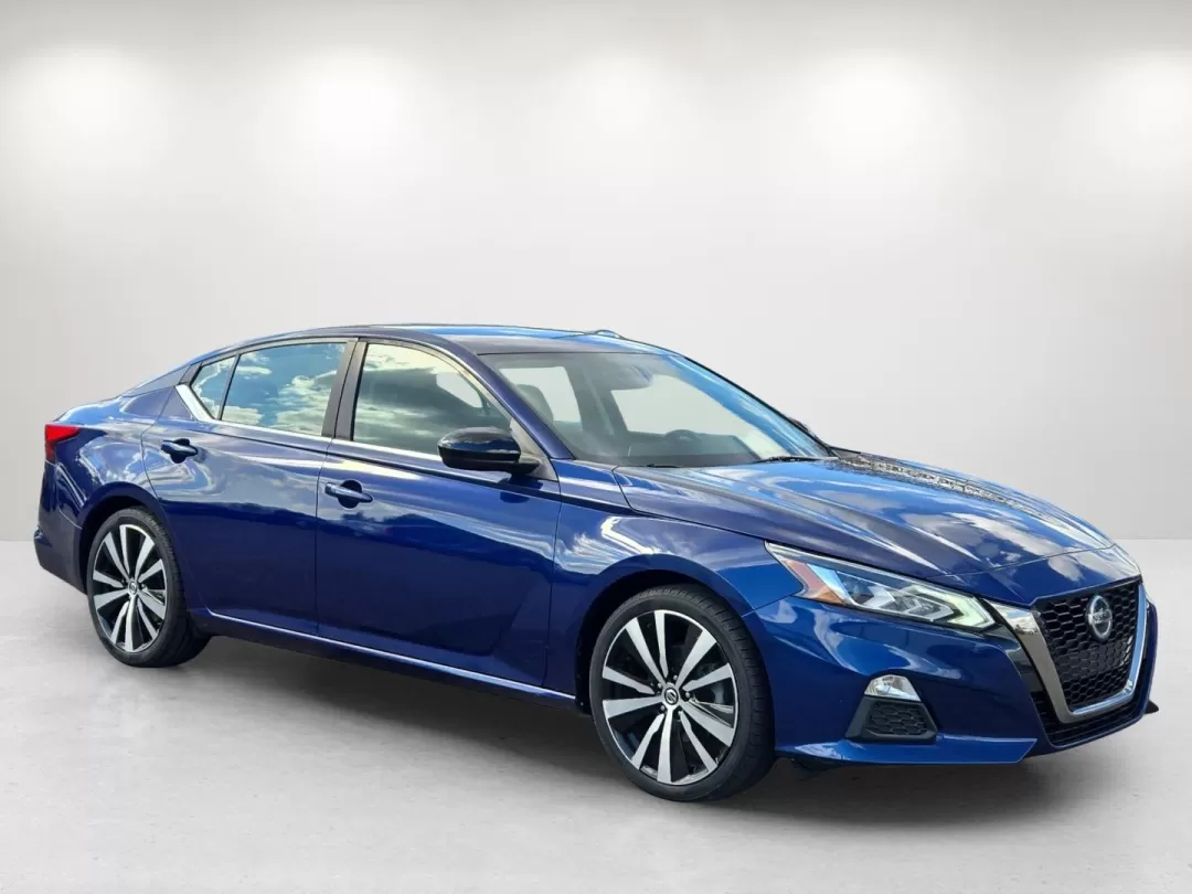 2019 /Sport Nissan Altima 2.5 SR (1N4BL4CV6KC) with an Other engine, located at 521 Old Farm Lane Rd, Prattville, AL, 36066, (334) 325-1505, 32.482460, -86.416367 - Elevate your daily commute or family outings with the 2019 Nissan Altima 2.5 SR, a sedan designed for those who appreciate style, performance, and comfort. This sleek vehicle is perfect for budget-conscious buyers looking to balance reliability and modern features without breaking the bank. With its - Photo#4