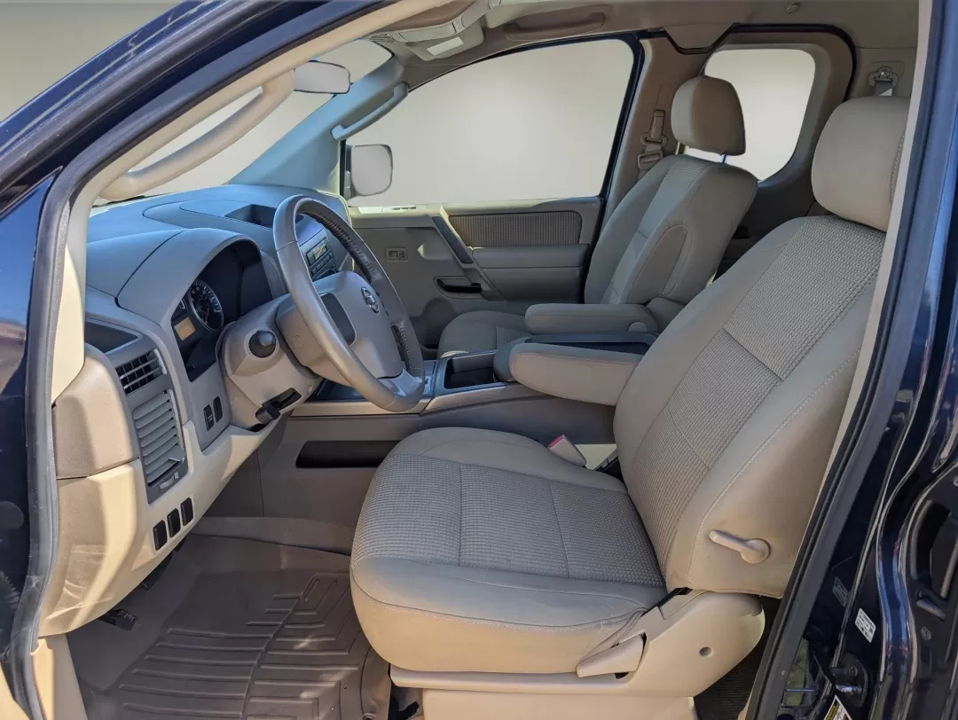 2008 Nissan TITAN SE; LE; XE (1N6BA06A58N) with an Other engine, located at 3959 U.S. 80 W, Phenix City, AL, 36870, (334) 297-4885, 32.469296, -85.135185 - **Elevate Your Adventures with the 2008 Nissan TITAN SE: Perfect for Weekend Getaways and Daily Drives!**<br /> <br /> Are you ready to take your weekend adventures to the next level? Whether you're planning a trip to Lake Harding or need a reliable vehicle for your daily commute, the 2008 Nissan TI - Photo#10