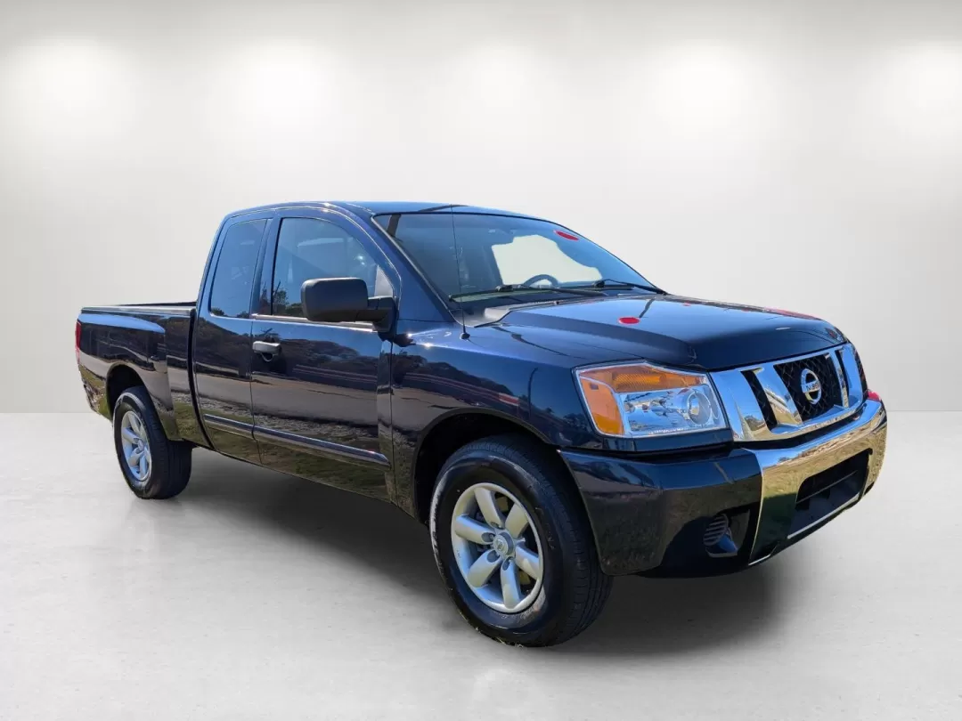 2008 Nissan TITAN SE; LE; XE (1N6BA06A58N) with an Other engine, located at 1430 Gateway Drive, Opelika, AL, 36801, (334) 239-0944, 32.637871, -85.409790 - **Elevate Your Adventures with the 2008 Nissan TITAN SE: Perfect for Weekend Getaways and Daily Drives!**<br /> <br /> Are you ready to take your weekend adventures to the next level? Whether you're planning a trip to Lake Harding or need a reliable vehicle for your daily commute, the 2008 Nissan TI - Photo#2