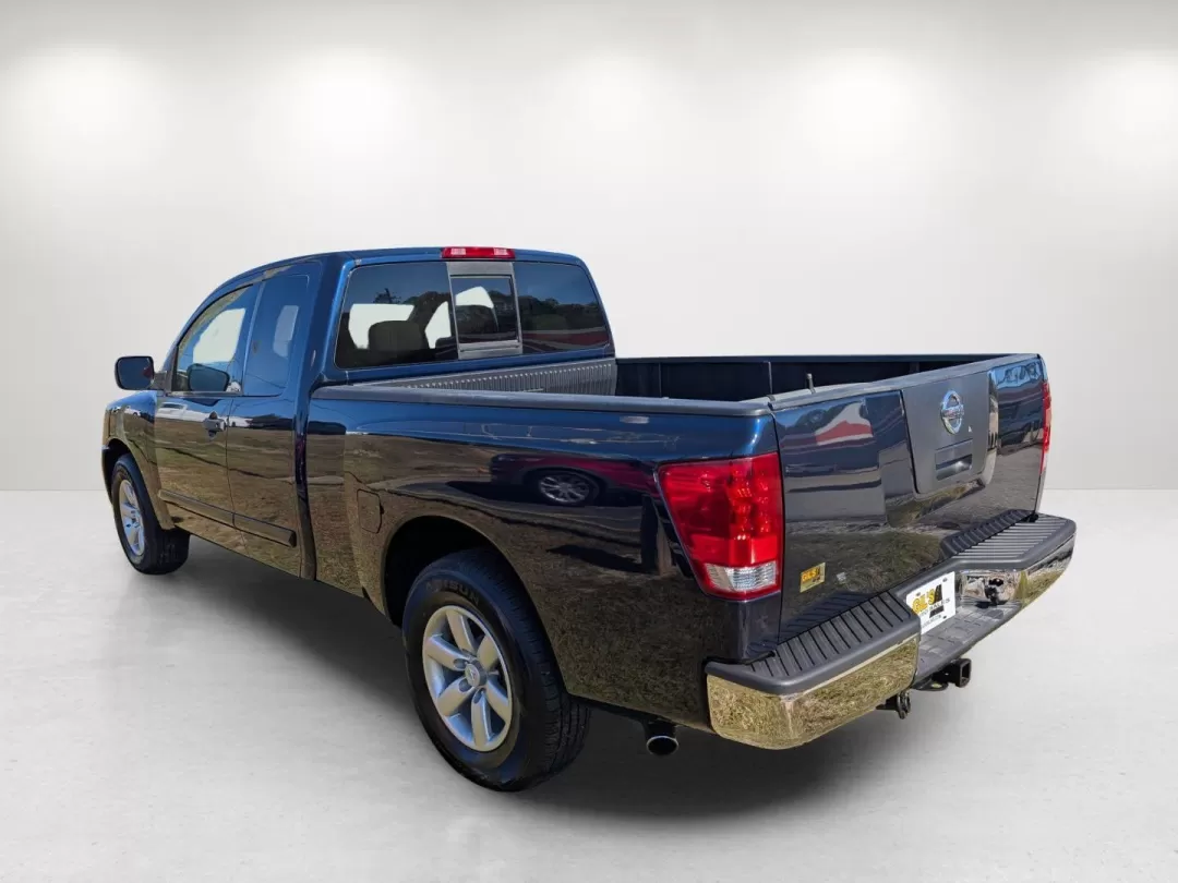 2008 Nissan TITAN SE; LE; XE (1N6BA06A58N) with an Other engine, located at 1430 Gateway Drive, Opelika, AL, 36801, (334) 239-0944, 32.637871, -85.409790 - **Elevate Your Adventures with the 2008 Nissan TITAN SE: Perfect for Weekend Getaways and Daily Drives!**<br /> <br /> Are you ready to take your weekend adventures to the next level? Whether you're planning a trip to Lake Harding or need a reliable vehicle for your daily commute, the 2008 Nissan TI - Photo#6