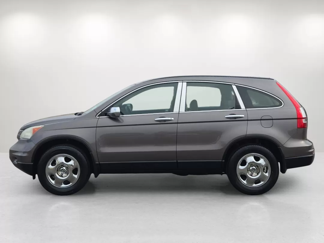 2010 Honda CR-V LX (5J6RE4H37AL) with an Other engine, located at 521 Old Farm Lane Rd, Prattville, AL, 36066, (334) 325-1505, 32.482460, -86.416367 - Are you ready to elevate your lifestyle with an SUV that combines reliability, comfort, and adventure? Look no further than this 2010 Honda CR-V LX, now available at Gils Auto in Prattville, AL. This versatile vehicle is perfect for families, weekend adventurers, and anyone in need of a dependable r - Photo#9