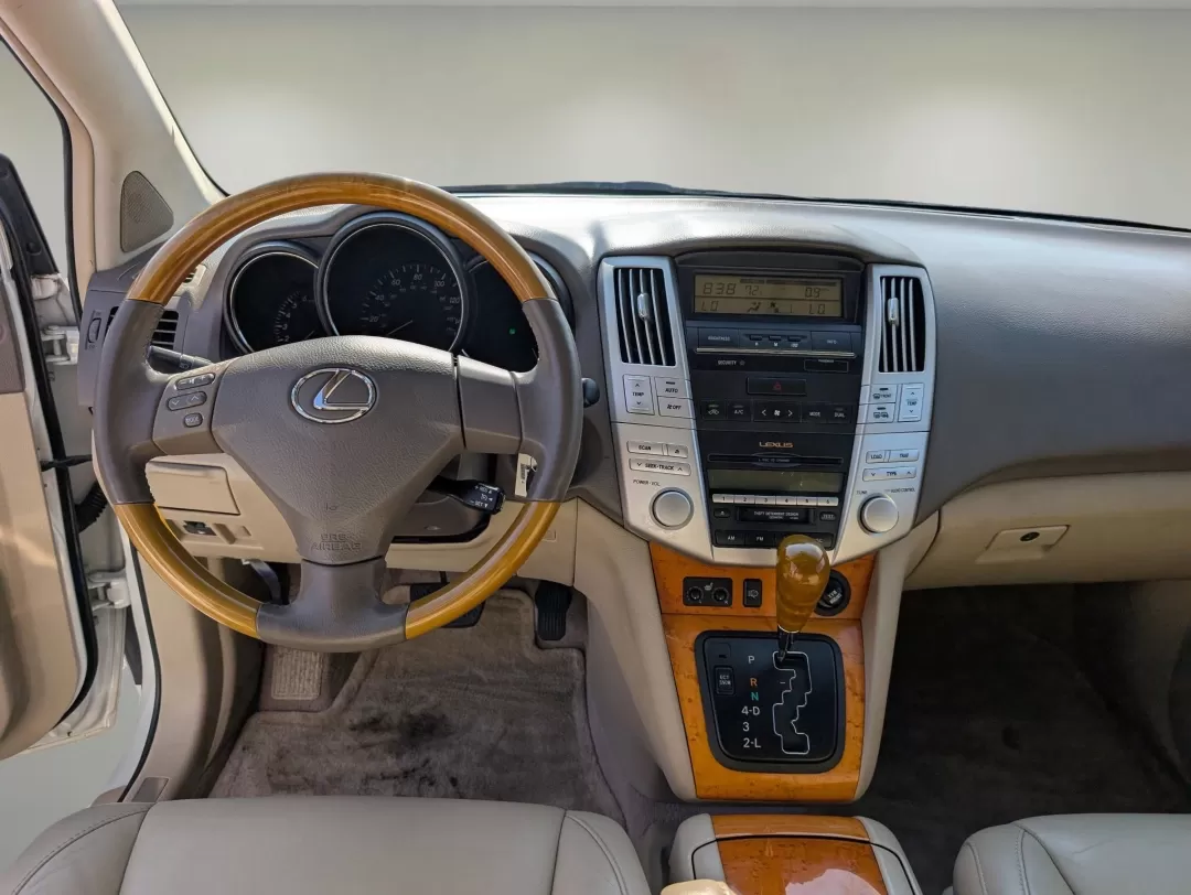 2005 Lexus RX 330 (2T2GA31U75C) with an Other engine, located at 7000 Northlake Connector, Columbus, GA, 31904, (706) 987-8085, 32.524975, -84.978134 - **Discover Your Adventure with the 2005 Lexus RX 330 at Gils Auto in Phenix City, AL!**<br /> <br /> Ready to elevate your daily commute or weekend getaway? The 2005 Lexus RX 330 is the perfect SUV for those seeking a blend of comfort, style, and practicality. With its spacious interior and robust f - Photo#11