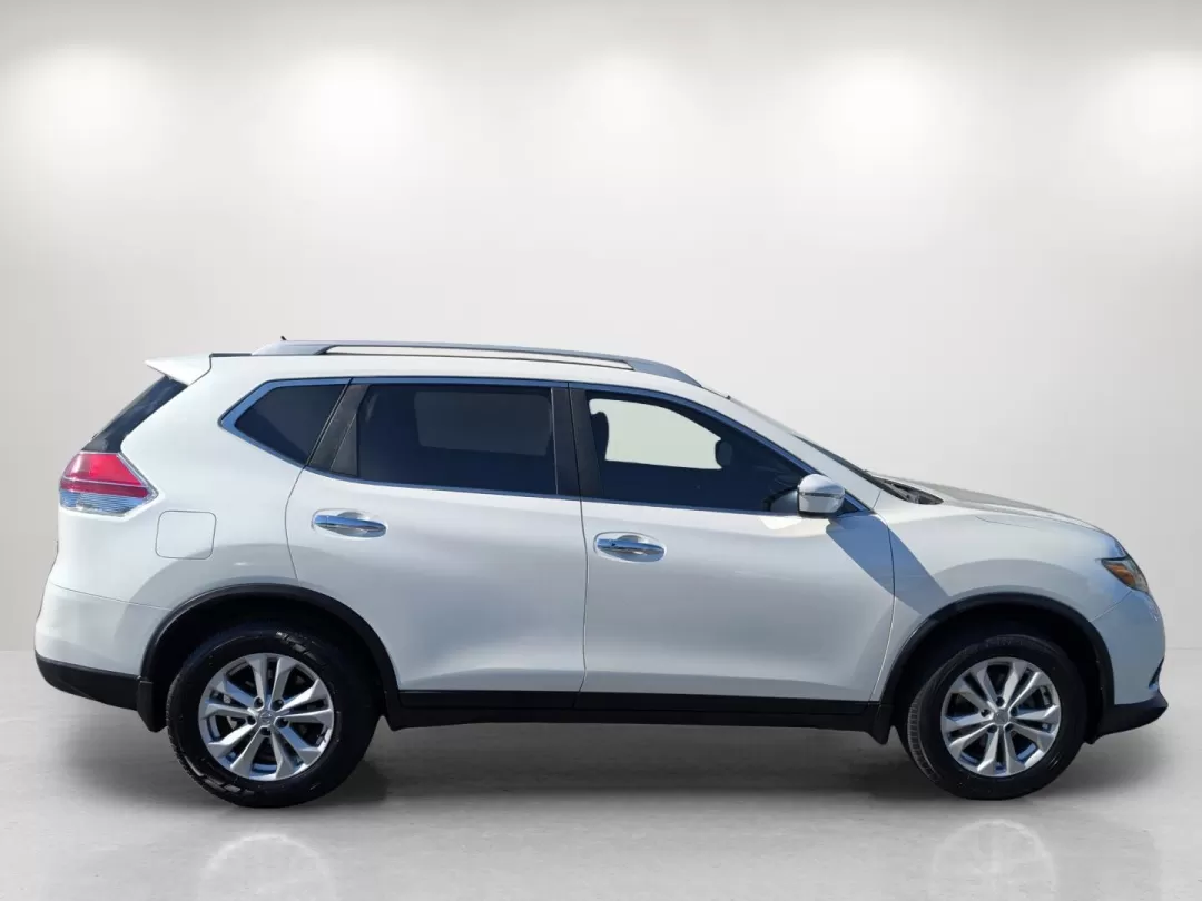 2016 /Almond Nissan Rogue SV (5N1AT2MT5GC) with an Other engine, located at 804 22nd Ave, Phenix City, AL, 36870, (334) 297-1860, 32.484749, -85.024475 - Discover the ultimate blend of comfort, style, and reliability with this **2016 Nissan Rogue SV**, an ideal choice for families, daily commuters, or anyone seeking adventure on the go. This versatile SUV, available at **Gils Auto**, located at **3959 U.S. 80 W, Phenix City, AL 36870**, is designed t - Photo#3