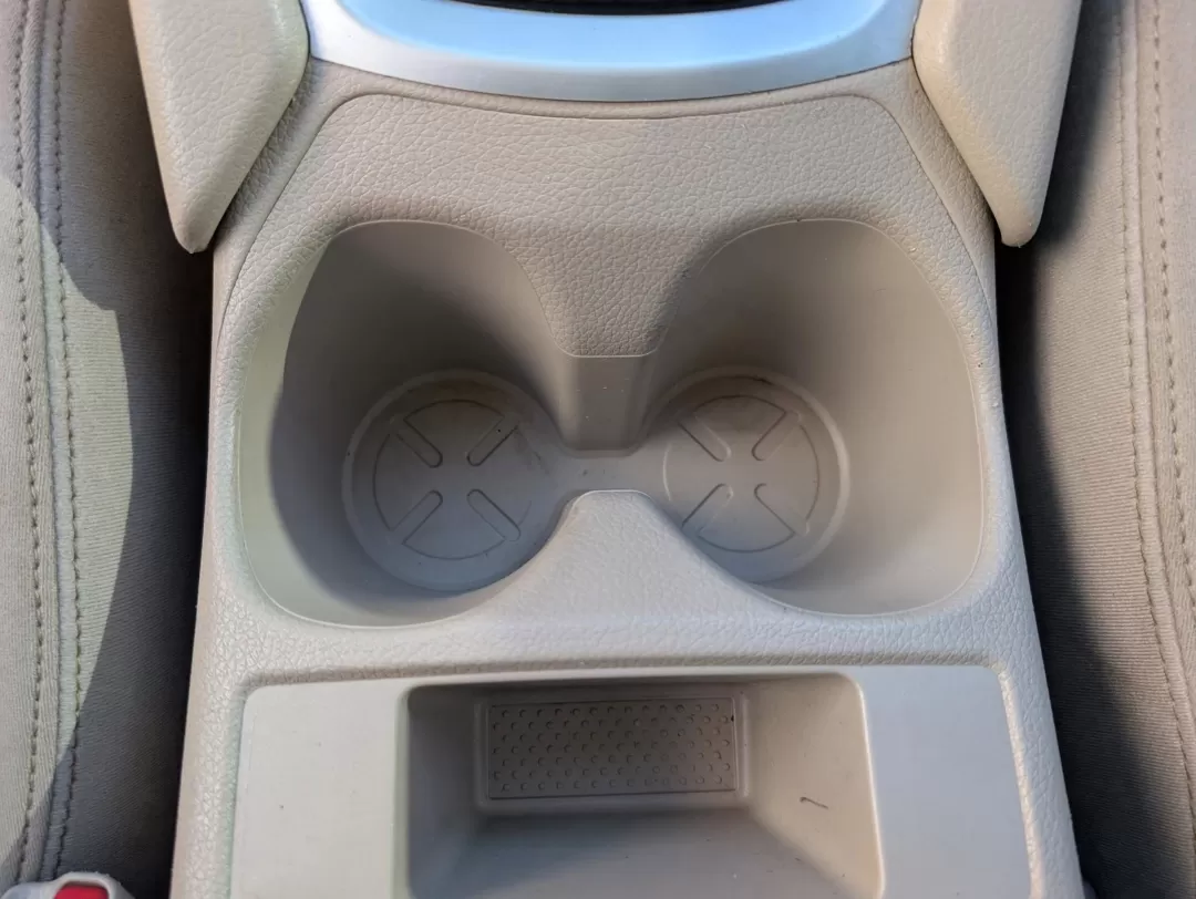 2016 /Almond Nissan Rogue SV (5N1AT2MT5GC) with an Other engine, located at 804 22nd Ave, Phenix City, AL, 36870, (334) 297-1860, 32.484749, -85.024475 - Discover the ultimate blend of comfort, style, and reliability with this **2016 Nissan Rogue SV**, an ideal choice for families, daily commuters, or anyone seeking adventure on the go. This versatile SUV, available at **Gils Auto**, located at **3959 U.S. 80 W, Phenix City, AL 36870**, is designed t - Photo#12